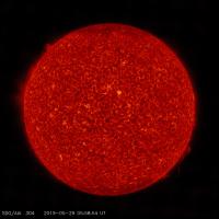 AIA 304 (Üst Kromosfer ve Geçiş Bölgesin Alt Kısımları)